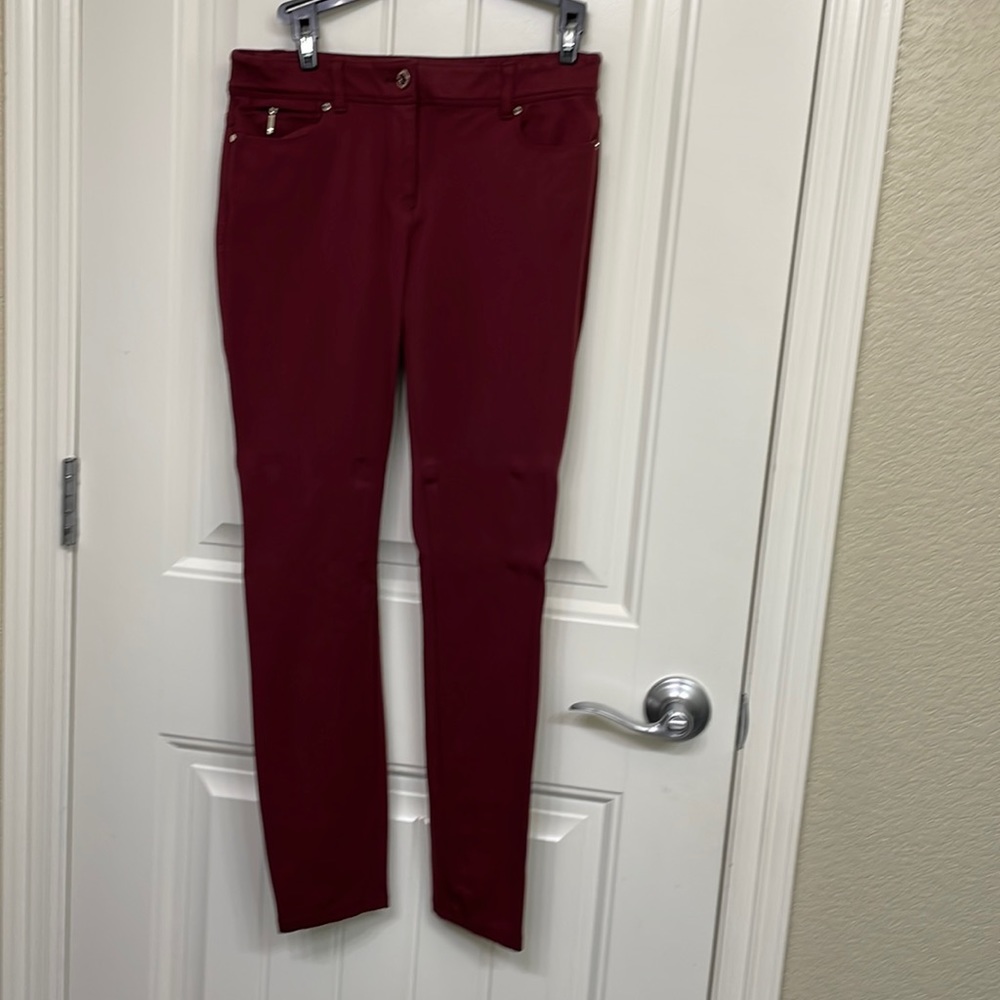 White House black market burgundy pants size 0 skinny
